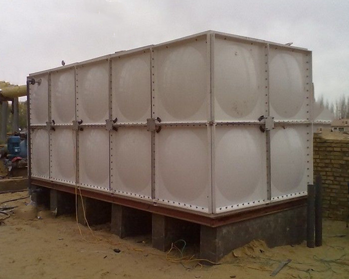 玻璃鋼水箱結(jié)構(gòu)優(yōu)勢分析