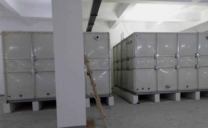 玻璃鋼水箱為什么大都采用方形的呢?