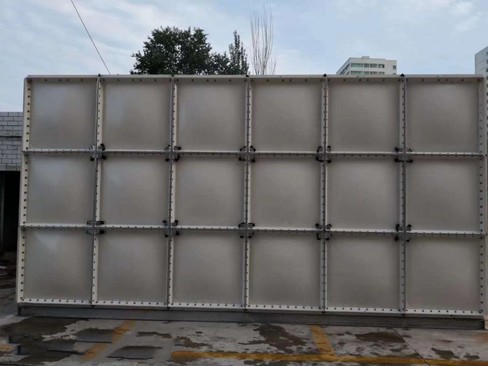 玻璃鋼水箱訂購前需要了解什么?