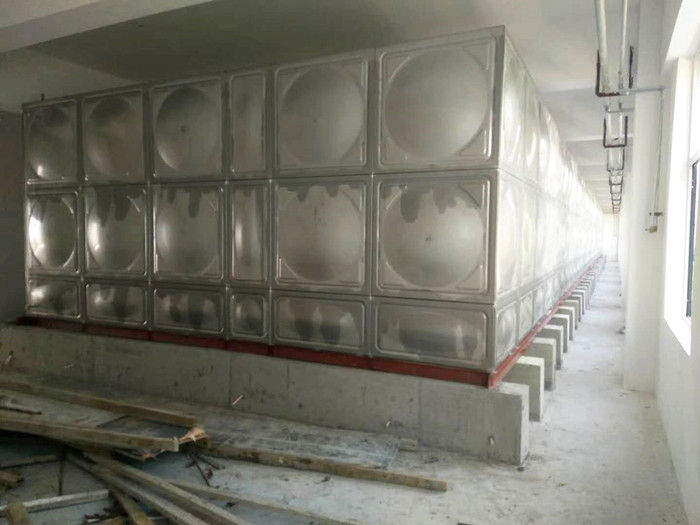 常用的儲(chǔ)水設(shè)備——不銹鋼水箱