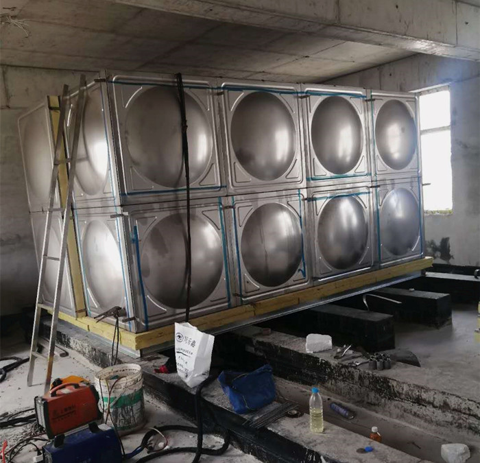 安裝不銹鋼水箱的步驟有哪些？