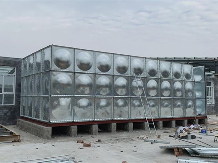 鍍鋅水箱報價需要什么參數(shù)？