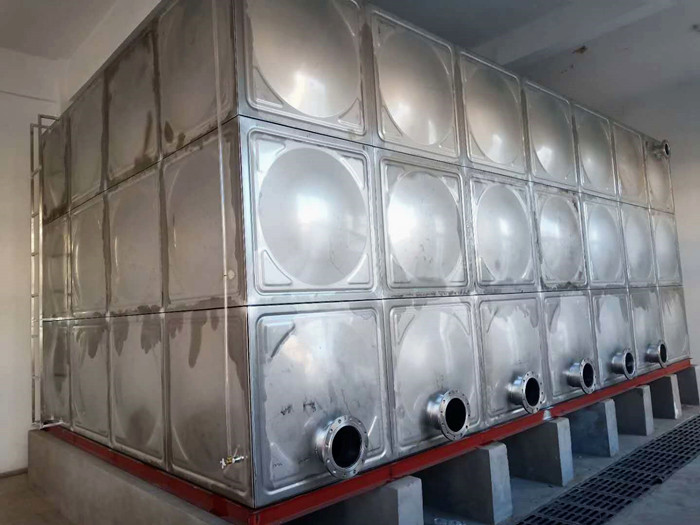 制作不銹鋼水箱，內部構造應注意哪些細節？