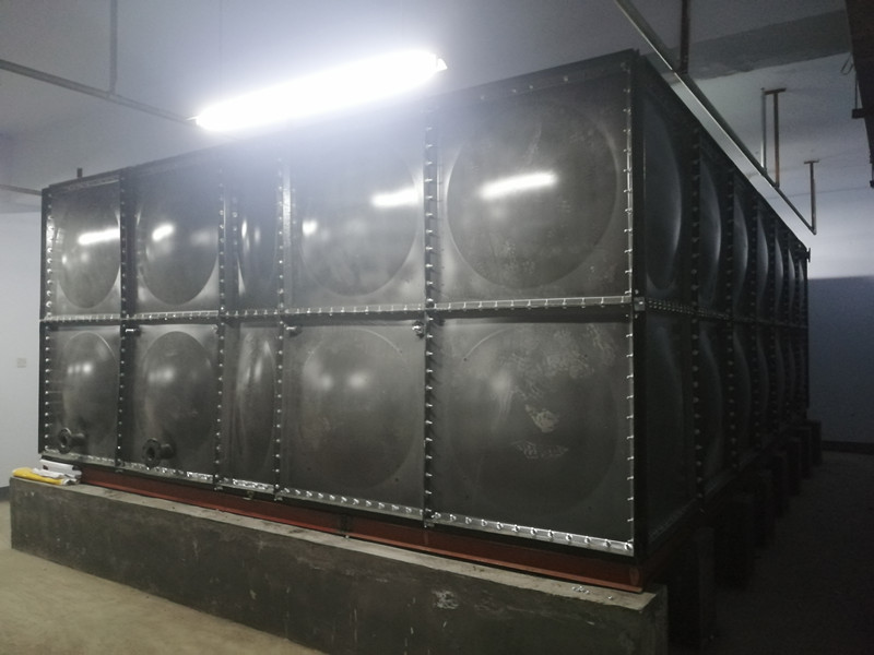 選用搪瓷水箱也要看水質(zhì)