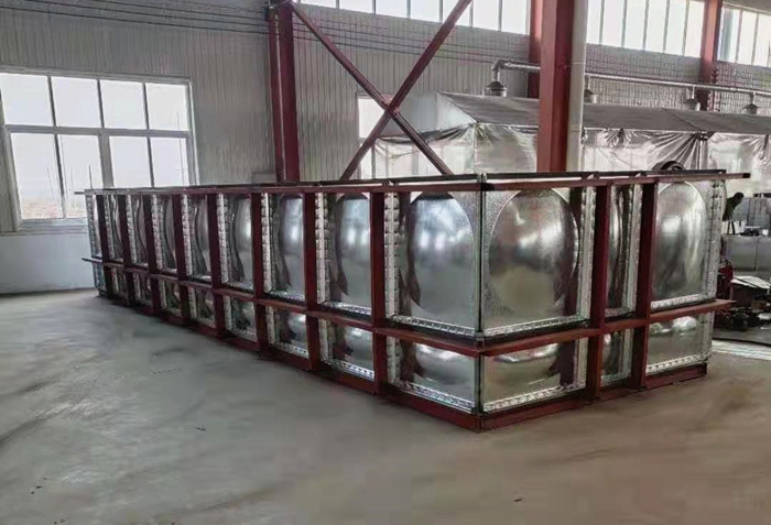 鍍鋅水箱在應(yīng)用上有哪些優(yōu)勢？