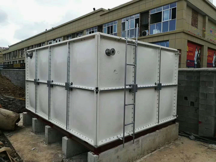 玻璃鋼水箱施工時應注意什么？