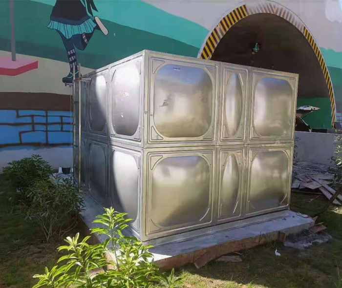 淺談方形不銹鋼水箱的特性是什么