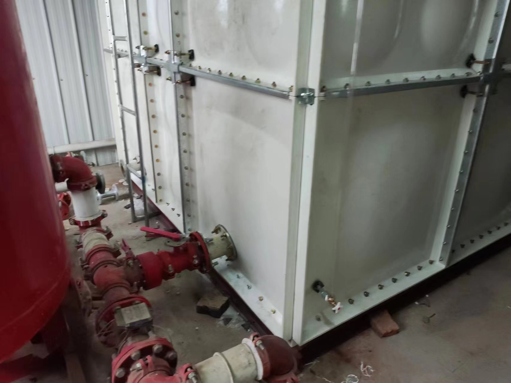 平原玻璃鋼水箱